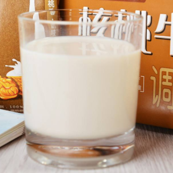 核桃牛奶